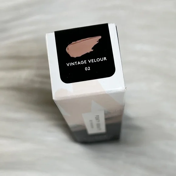🎉HP 🏆 NWT FENTY BEAUTY Killawatt Freestyle Highlighter In Vintage Velour - Picture 3 of 6